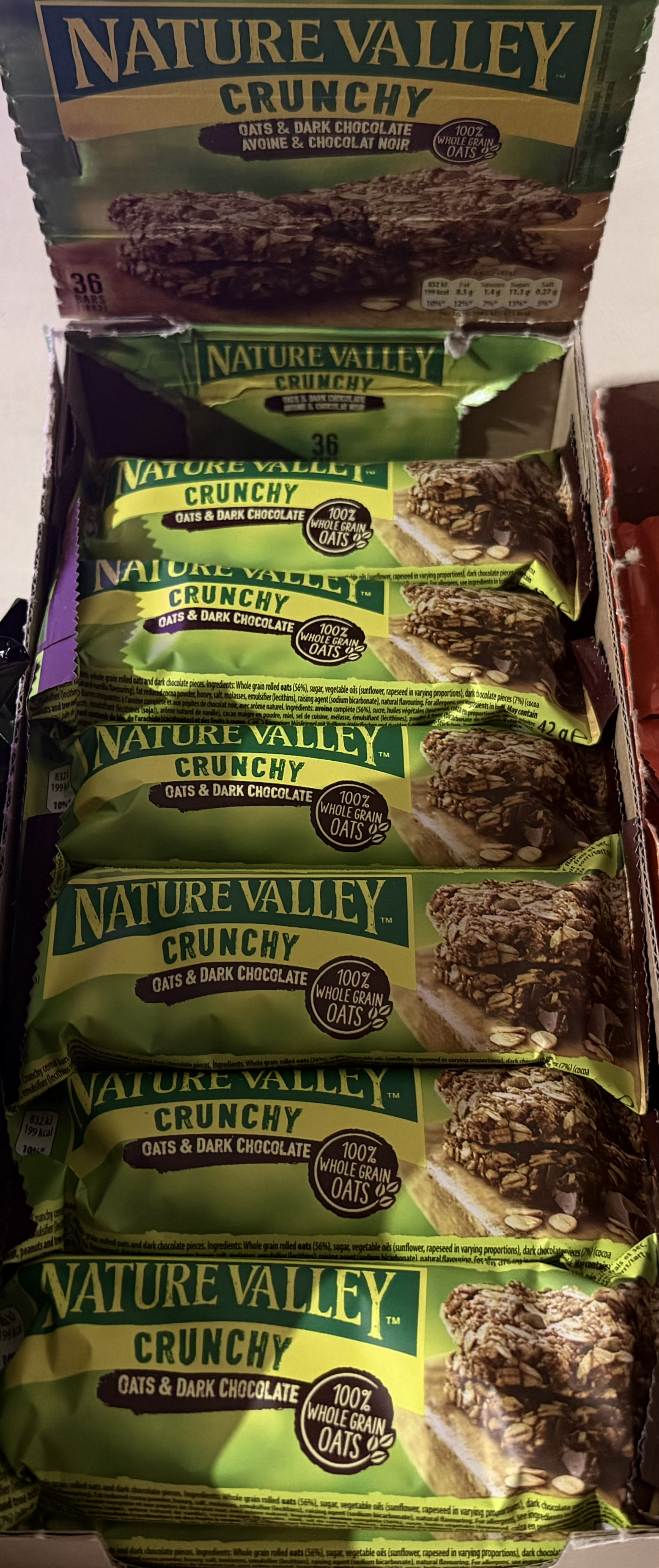  Crunchy Oats & Dark Chocolate 